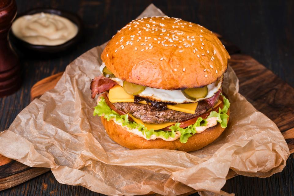 The big Amsterdam cheeseburger